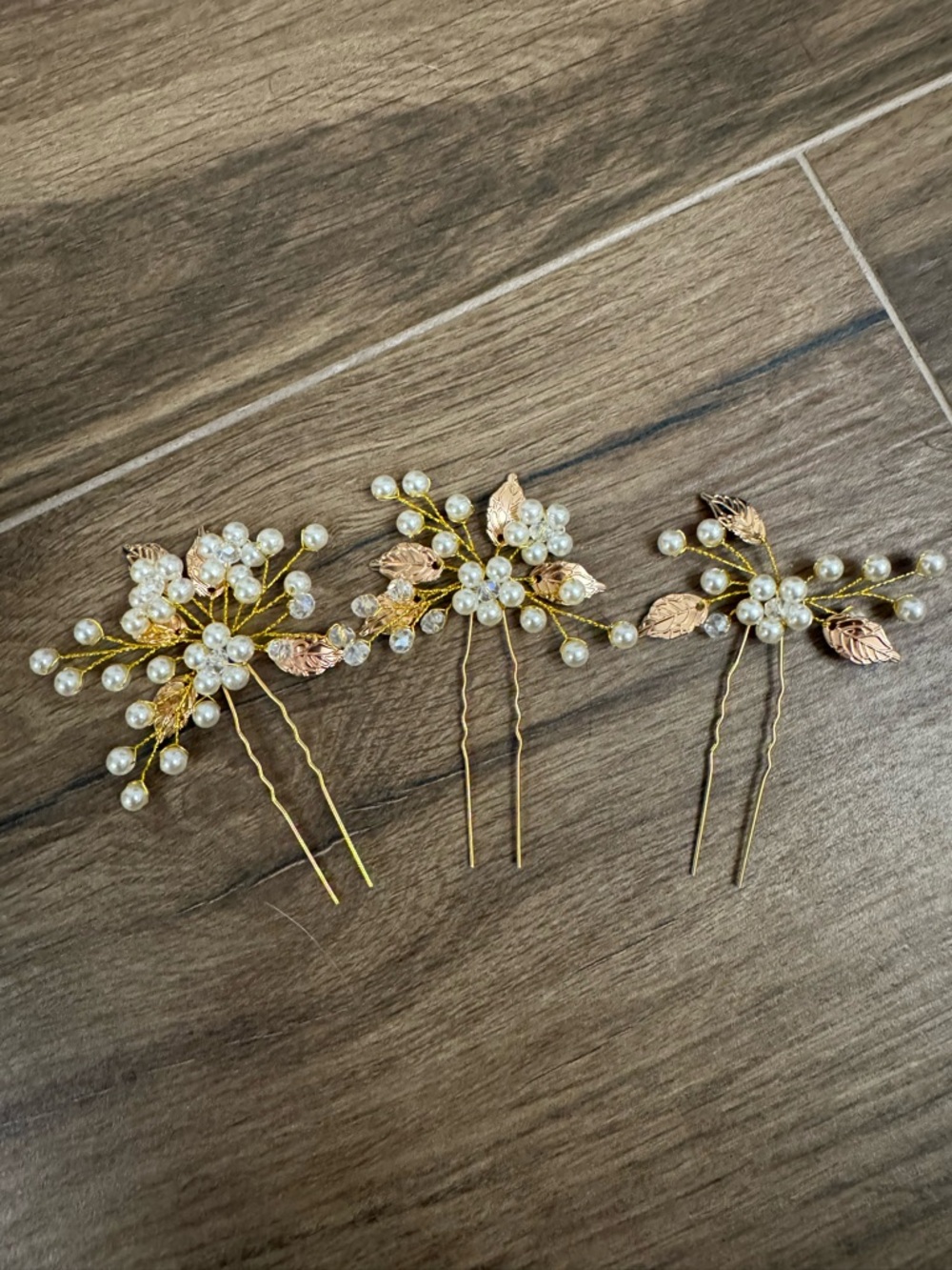 Set of 3 Gold Leaf and Pearl Bridal Hair Pins
